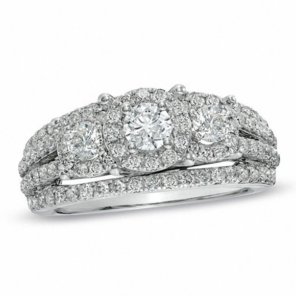 Zales Jewelry - 1 1/2 KTW Zales white gold diamond engagement ring